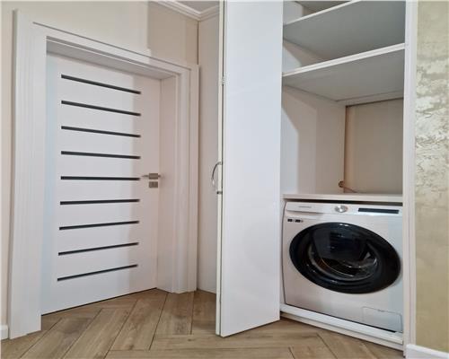 Apartament modern 2 camere modern cu balcon si parcare zona Trans Agape