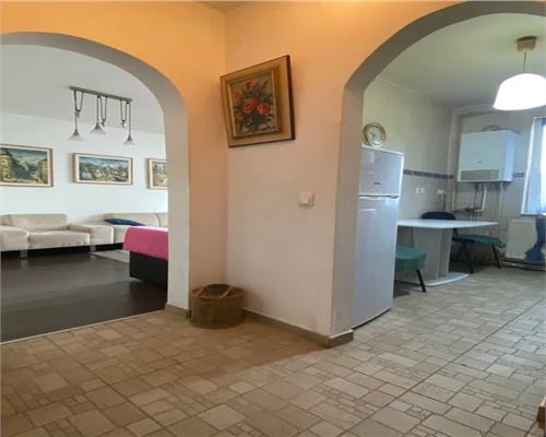 Apartament 2 camere 54 mpu in zona Cedonia