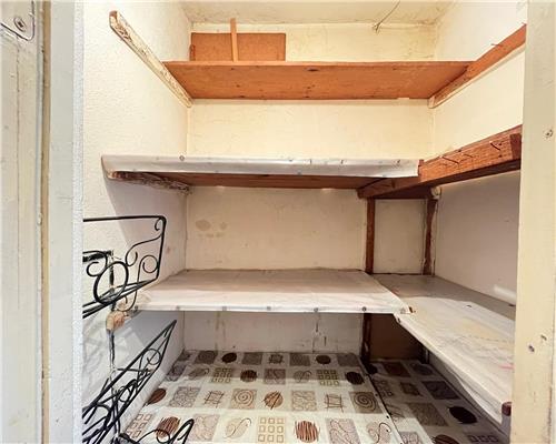 Apartament 3 camere decomandat balcon si pivnita in Ciresica