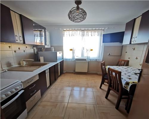 Apartament decomandat modern cu 2 camere in Vasile Aron