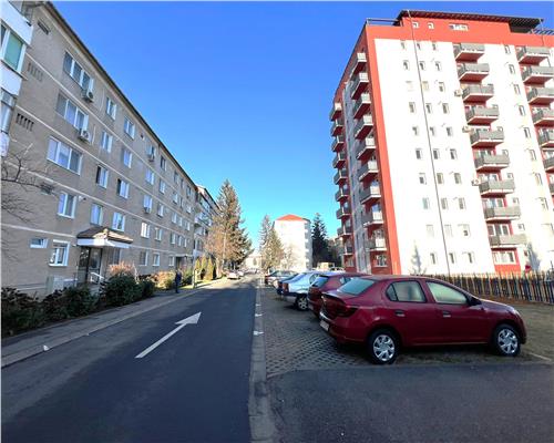 Apartament etajul 1 cu 3 camere in zona Mihai Viteazu