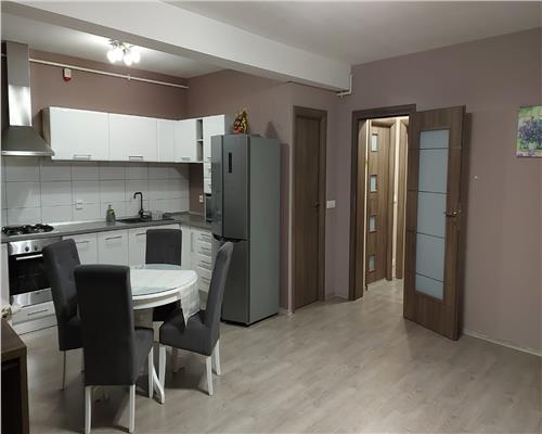 Apartament  3 camere 70 mpu  si loc parcari in zona Turnisor