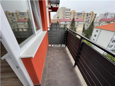 Garsoniera bloc nou 39 mp cu balcon pe Mihai Viteazu